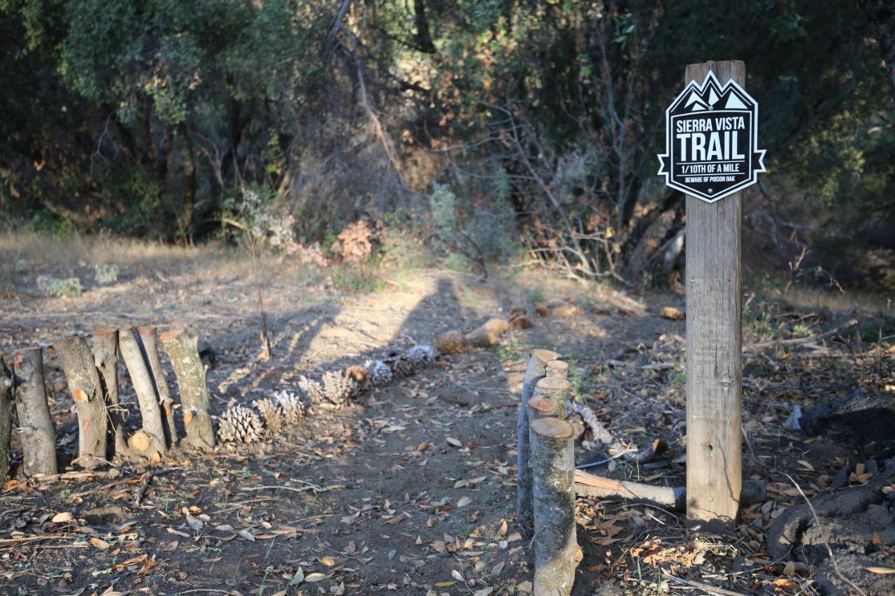 High End A-frame - Hot Tub - Awesome Views - Yosemite - Electric Vehicle Friendly - Sleeps 10 * Oakhurst