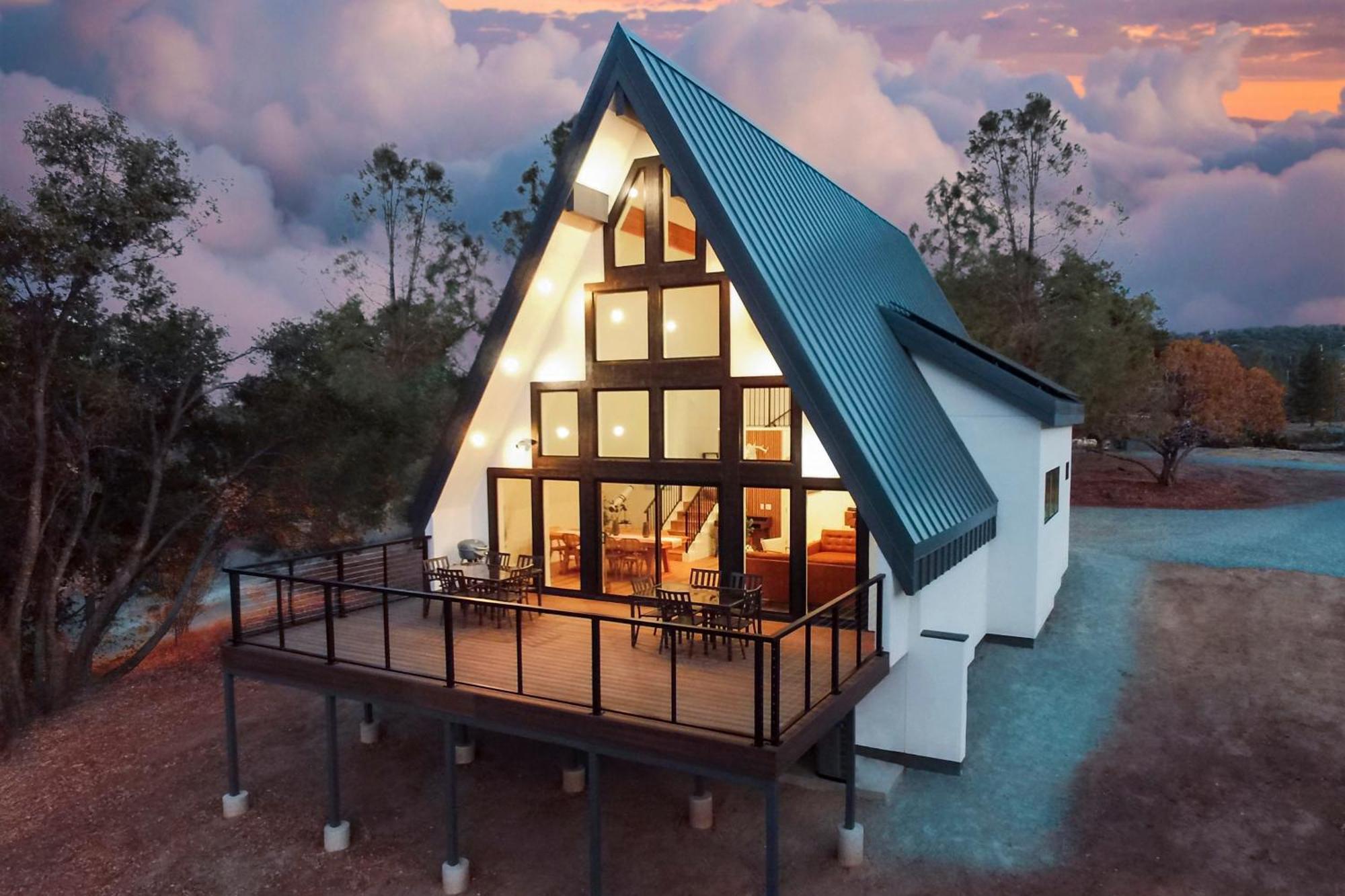 Holiday home High End A-frame - Hot Tub - Awesome Views - Yosemite - Electric Vehicle Friendly - Sleeps 10 Oakhurst